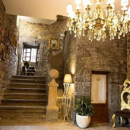 Akla Palacio Torre De Ruesga 4* Calseca