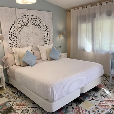 Akla Palacio Torre De Ruesga