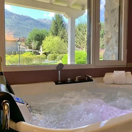 Akla Palacio Torre De Ruesga 4* Calseca