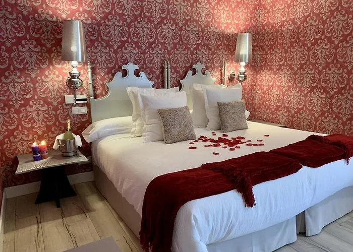 Akla Palacio Torre De Ruesga Hotel