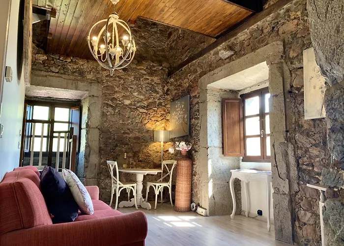 Akla Palacio Torre De Ruesga