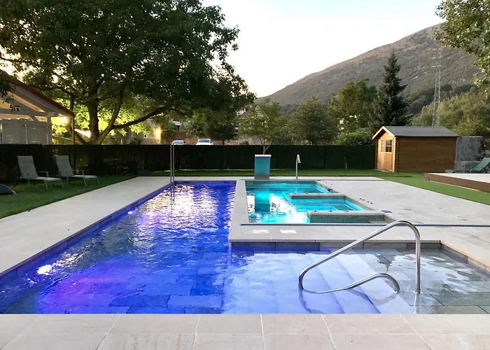 Hotel Akla Palacio Torre De Ruesga 4*