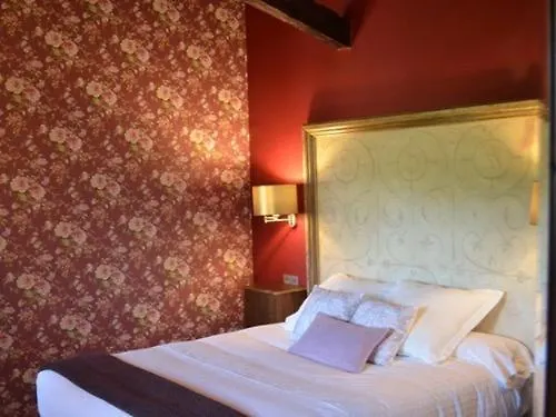 Akla Palacio Torre De Ruesga 4*