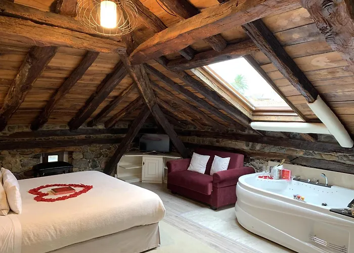 Akla Palacio Torre De Ruesga