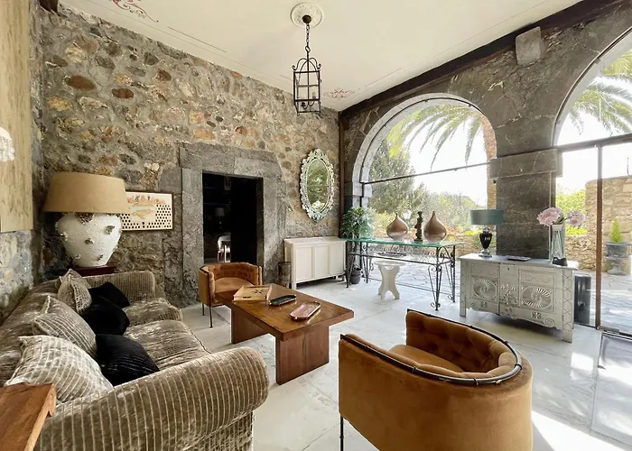 Akla Palacio Torre De Ruesga Hotel 4*