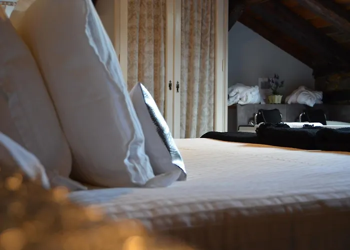 Hotel Akla Palacio Torre De Ruesga 4*