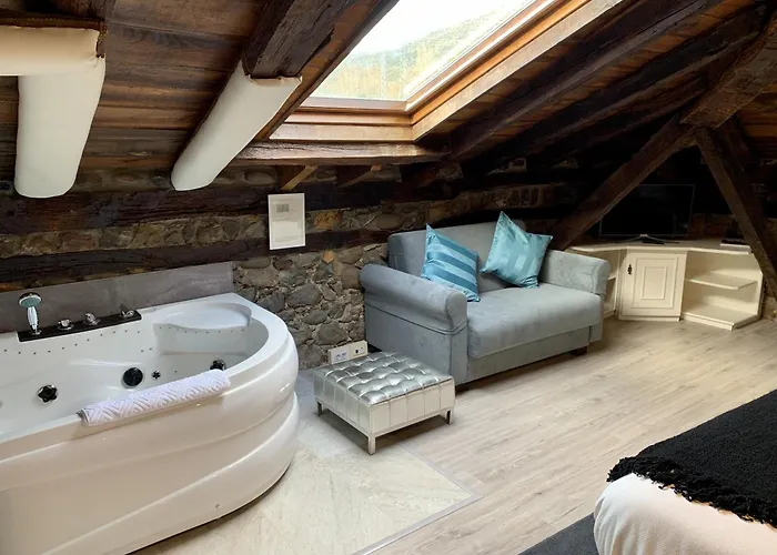 Akla Palacio Torre De Ruesga Hotel 4*