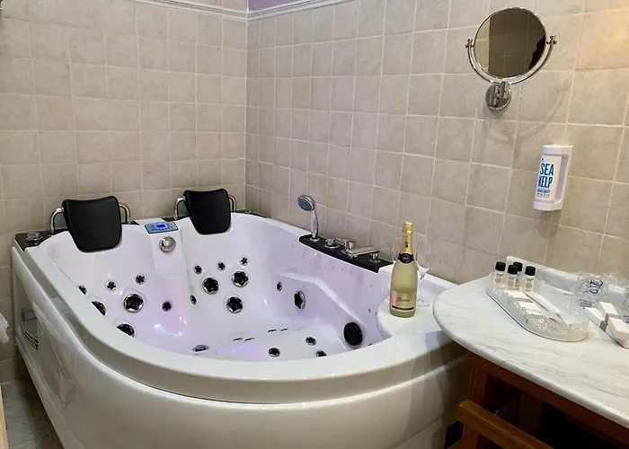 Akla Palacio Torre De Ruesga Hotel Calseca