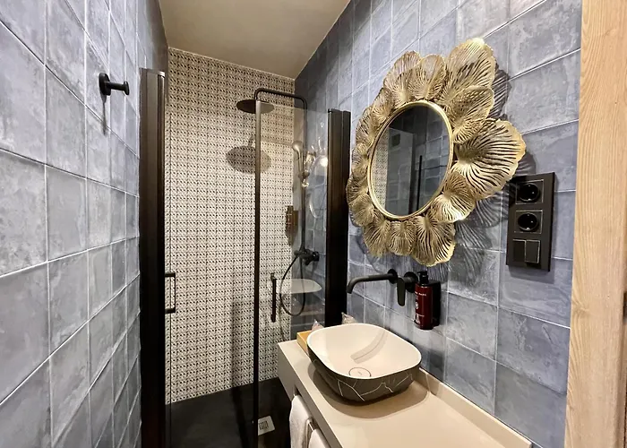 Akla Palacio Torre De Ruesga Hotel 4*