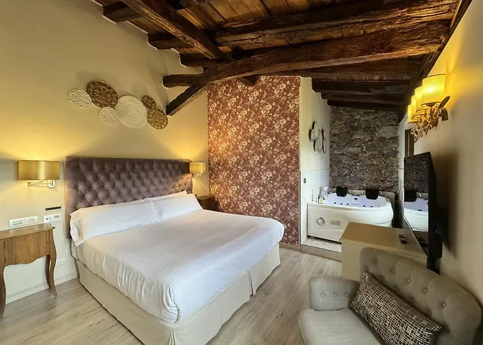 Hotel Akla Palacio Torre De Ruesga 4*